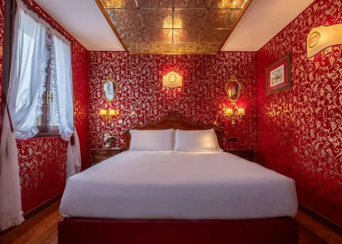 Antica Sturion Residenza D'epoca Hotel 3*