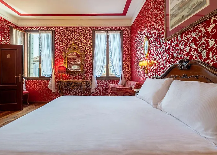 Antica Sturion Residenza D'epoca Hotel 3*